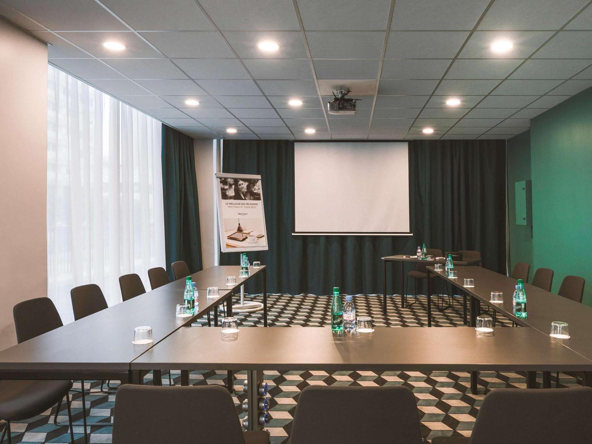 Mercure Bordeaux Centre Ville Exterior photo